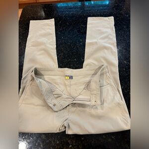 Eddie Bauer Hiking Pants size 6